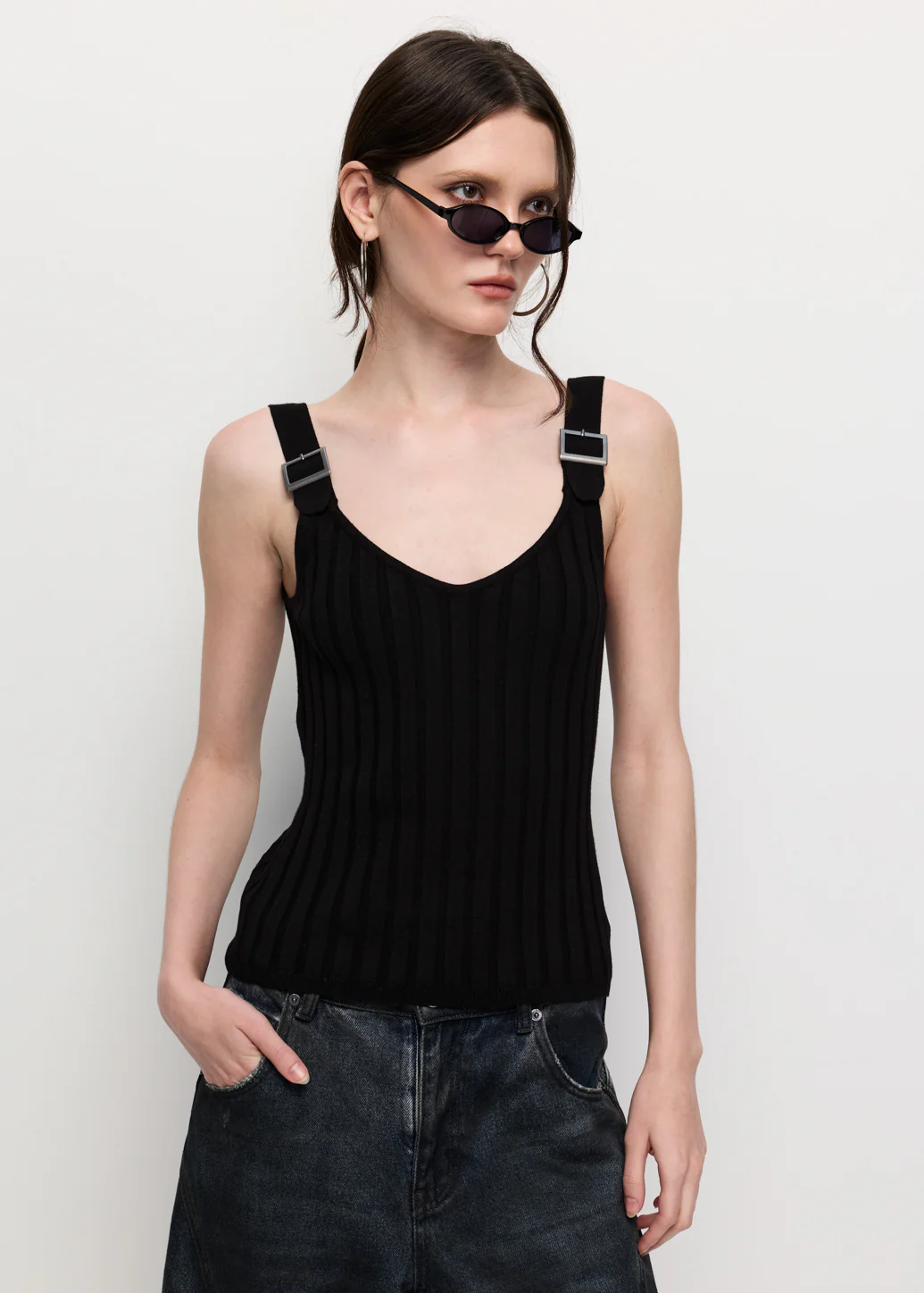Women: Tops
